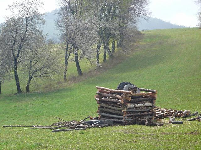 partizanska_vatra.jpg